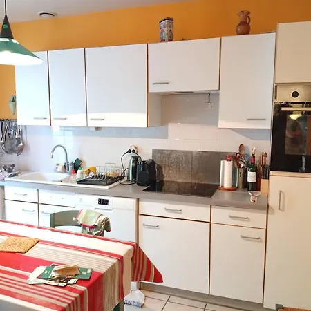 Dom wakacyjny Maison Au Calme Pour 8 Pres Du Lac, Wifi - Fr-1-792-46 *