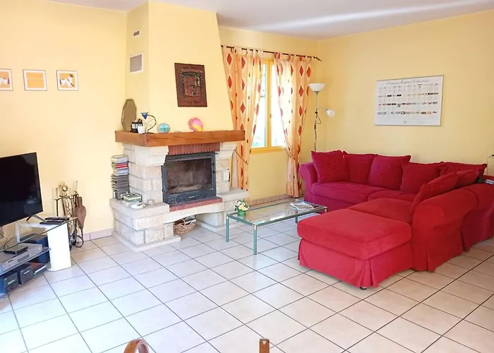 Dom wakacyjny Maison Au Calme Pour 8 Pres Du Lac, Wifi - Fr-1-792-46